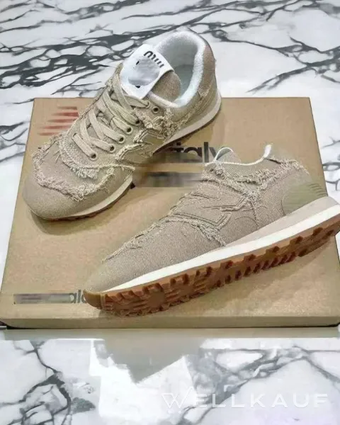 New Balance 574 x MIU MIU 
