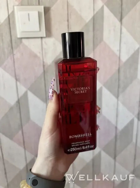 Victorias secret bombshell