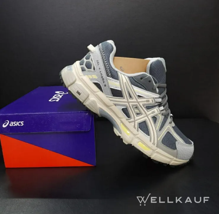 Asics-Turnschuhe