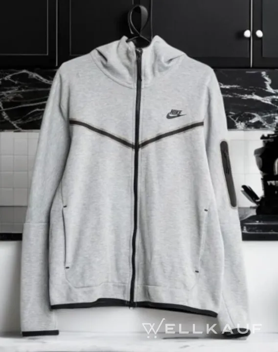 Nike Kapuzenpullover