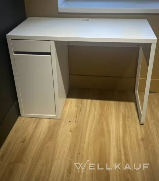 Gebrauchter Schreibtisch