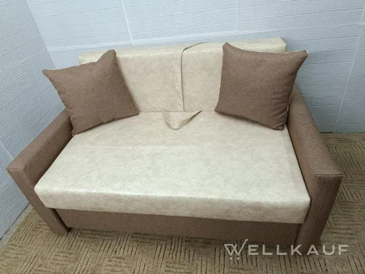 Neues Mini-Sofa