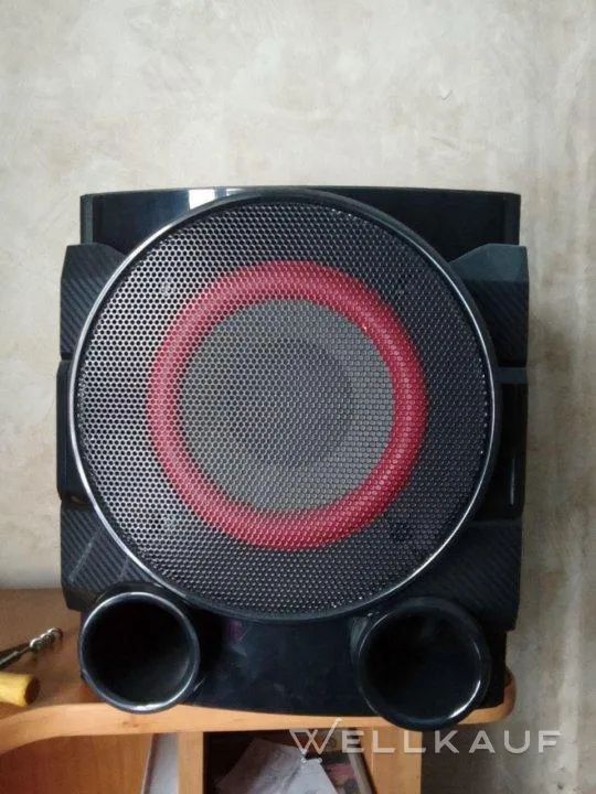 LG Subwoofer