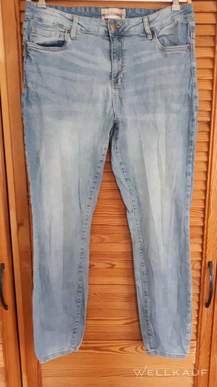 Jeans Gr. 42