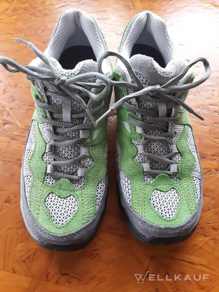 Trekkingschuhe Gr. 39