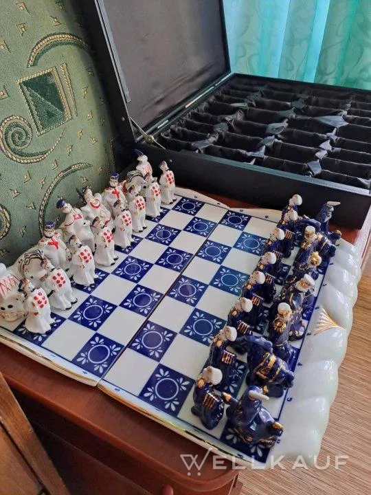 Porzellan Schach