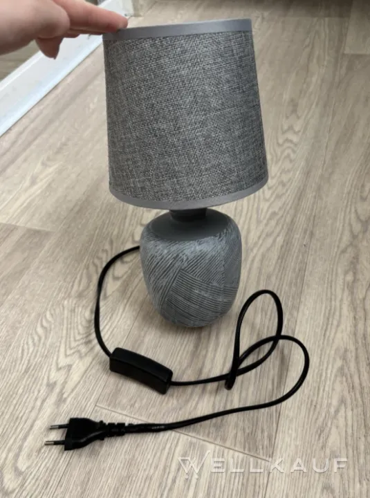 Tischlampe neu