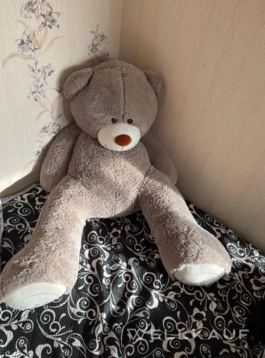 Großer Teddybär