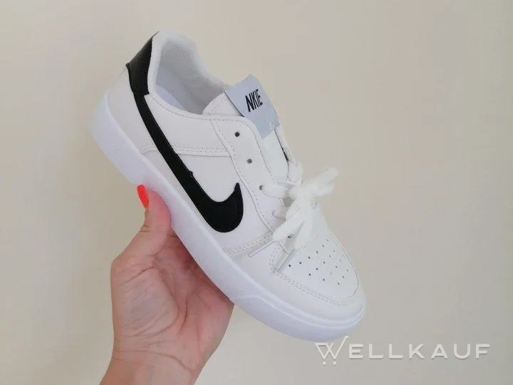 Turnschuhe für Frauen