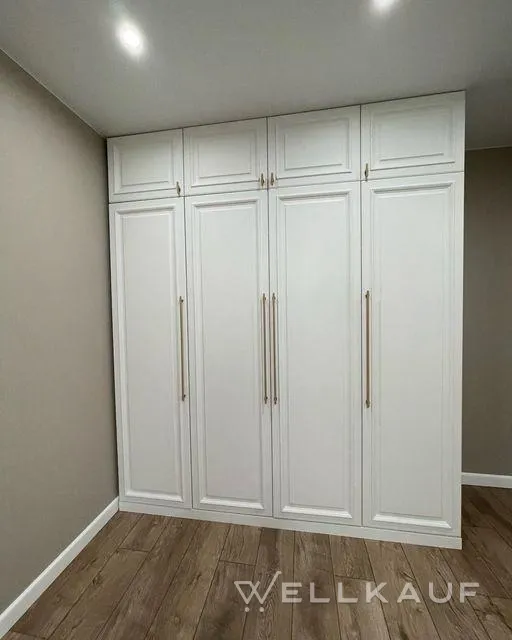 Schrank