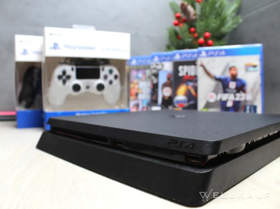 Sony PlayStation 4 slim