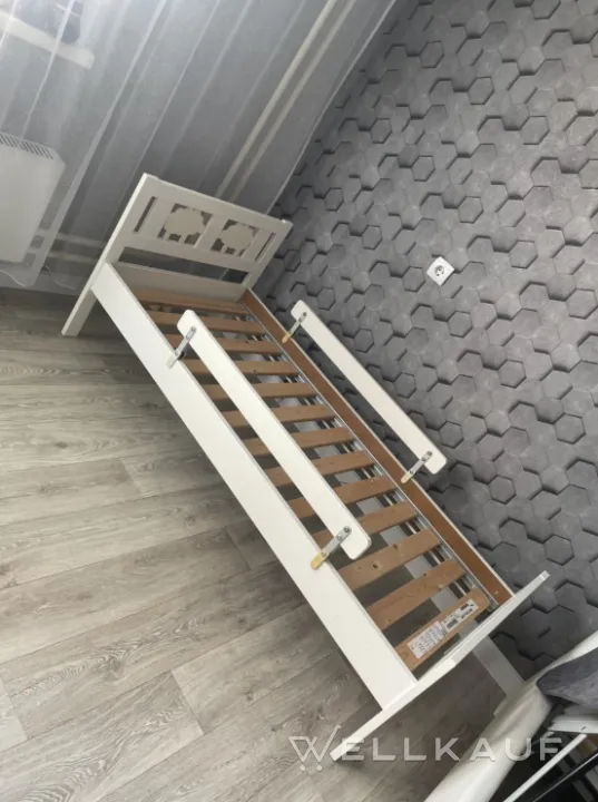 Ikea-Bett