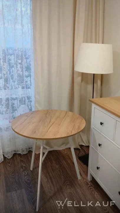 Neuer Tisch