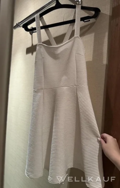 Damenkleid
