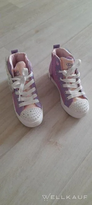 Turnschuhe 31 neu