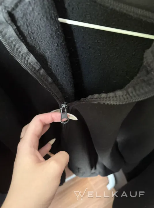 Kurzer Pullover