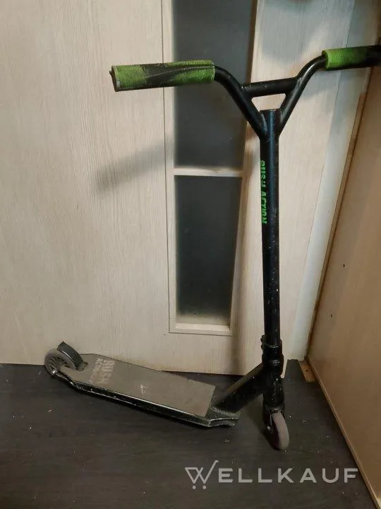 Kinder-Stuntscooter