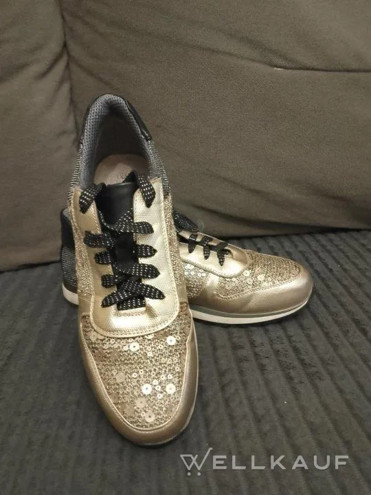 Turnschuhe für Frauen