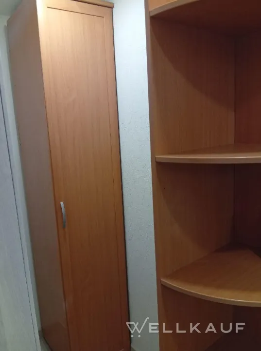 Kleiderschrank