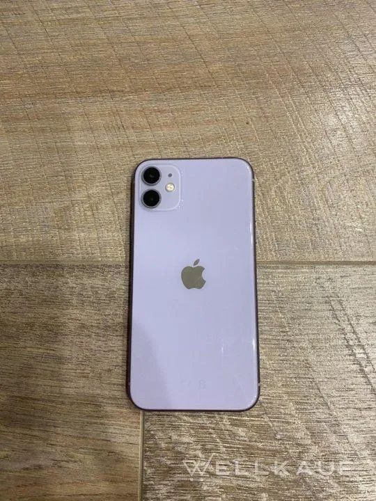 iPhone 11