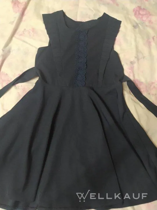 Schuluniform für Mädchen.