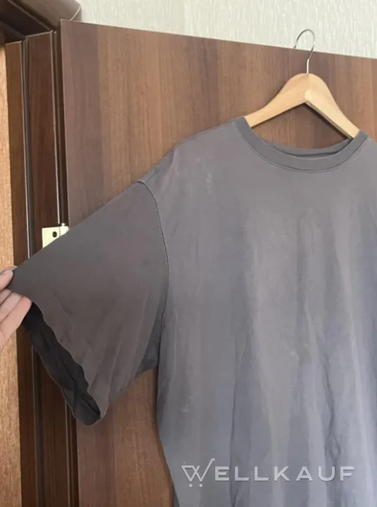 T-Shirt Grau