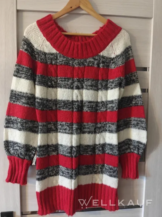 Langer Pullover