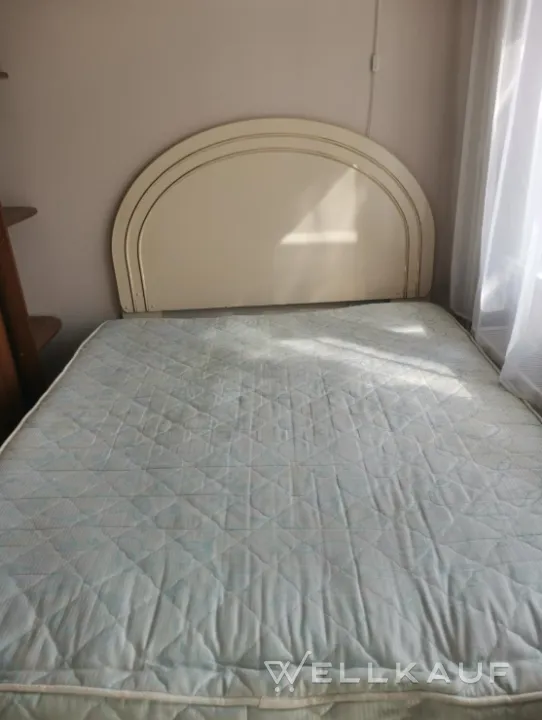 Doppelbett 160*200 + Matratze