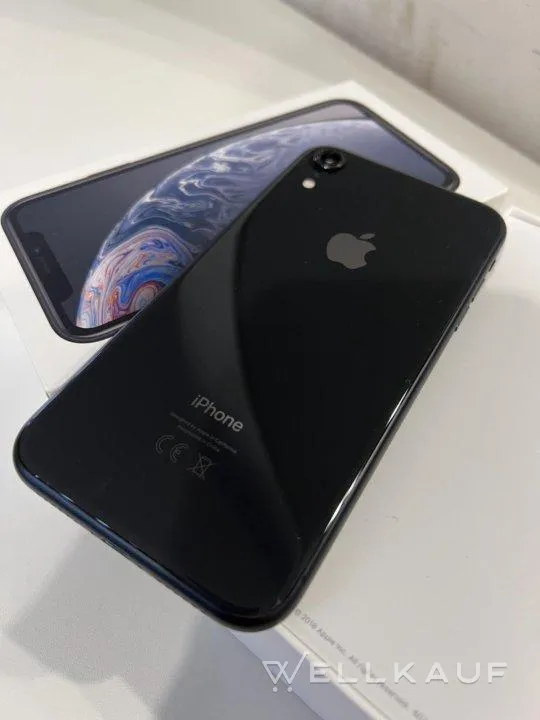iPhone XR