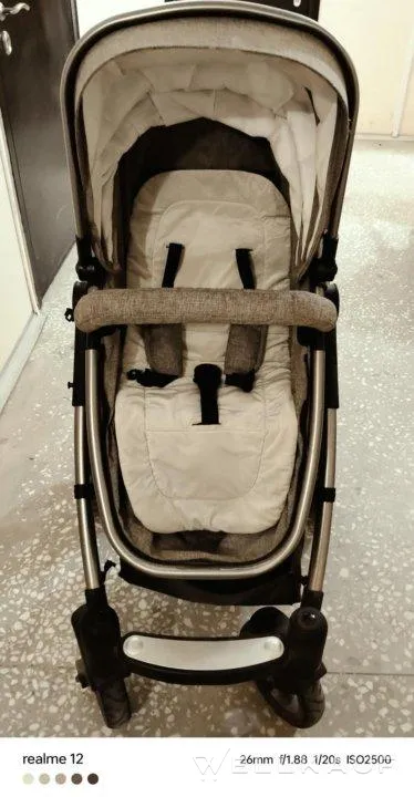 Kinderwagen Transformermodell.