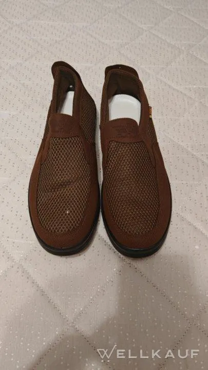 Herrenschuhe.