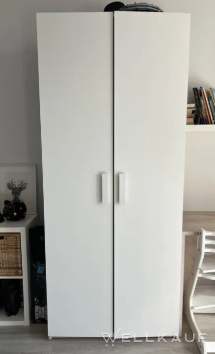 Kleiderschrank