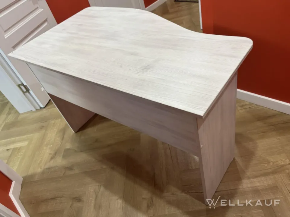 Schreibtisch