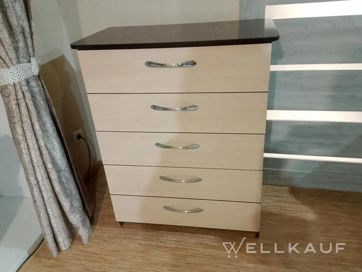 Neuer Schrank.