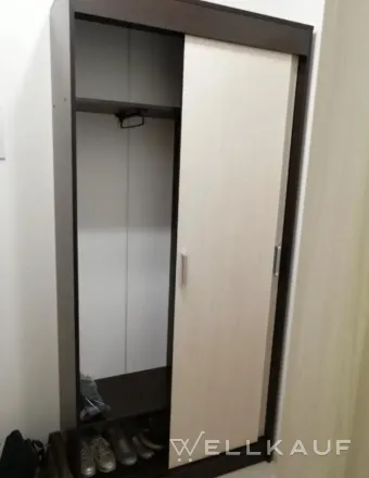 Schiebetürenschrank