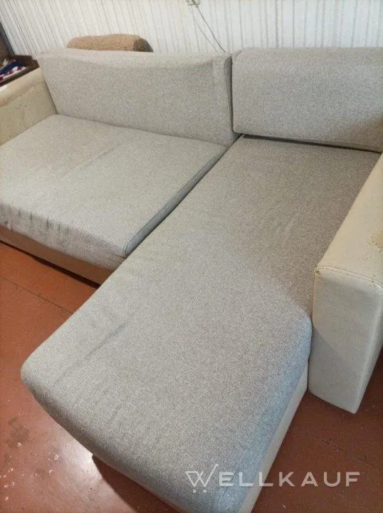 Sofa.