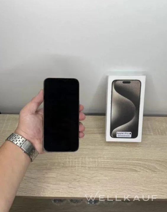 iPhone 15 Pro Max