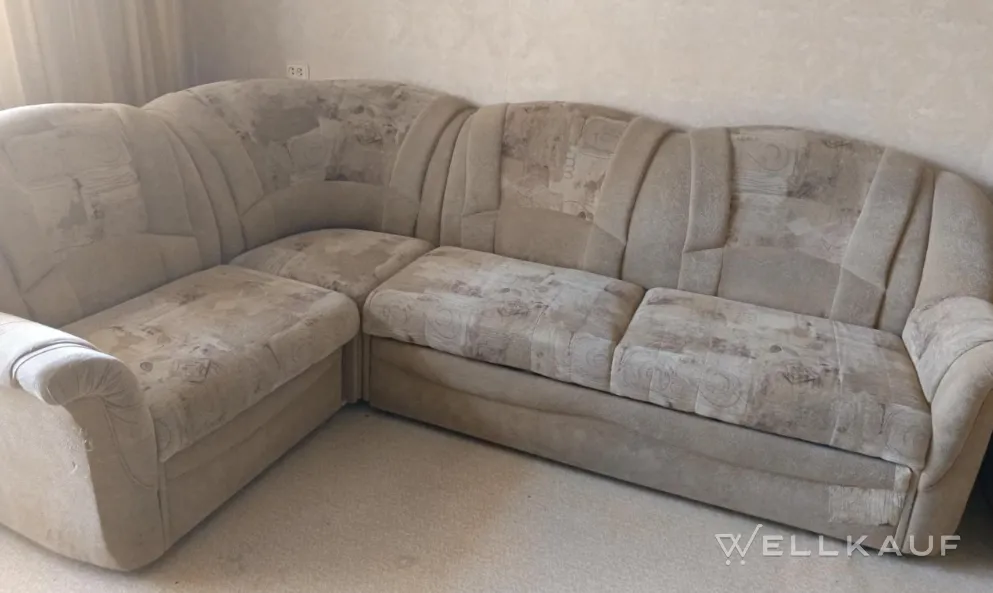 Ich verlose ein Ecksofa