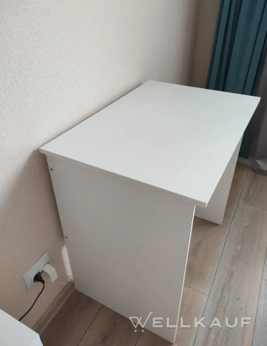 Studentenschreibtisch