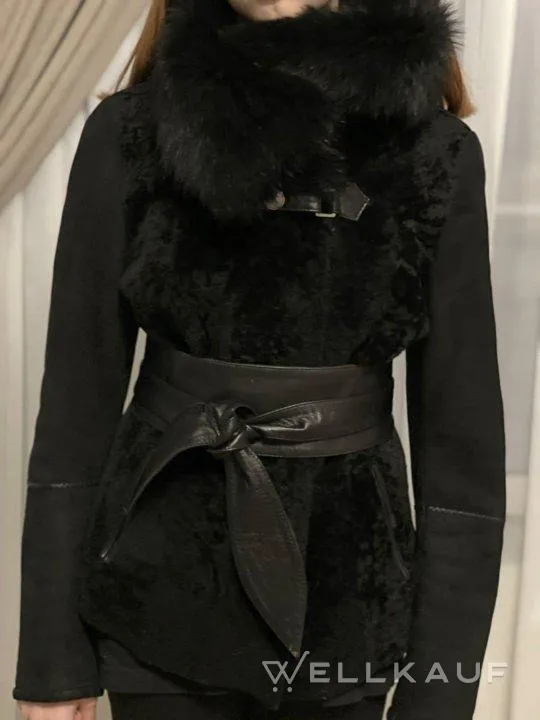 Kurzer Schaffellmantel