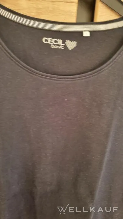 2 Langarmshirts Größe L