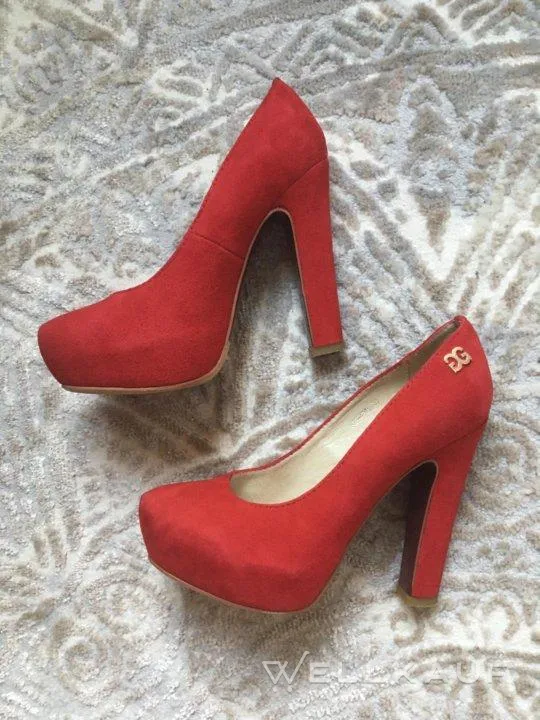 Neue Schuhe Größe 34