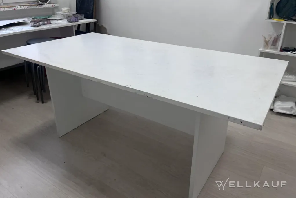 Weißer Tisch 180x90