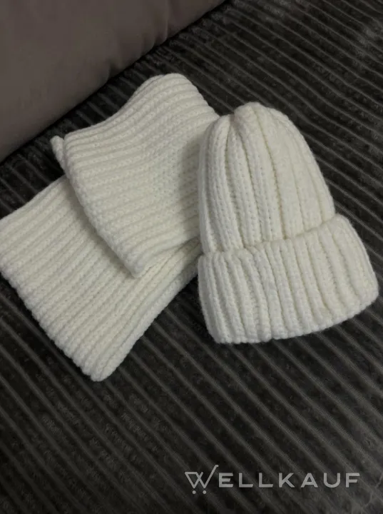 Wintermütze und Schal-Set