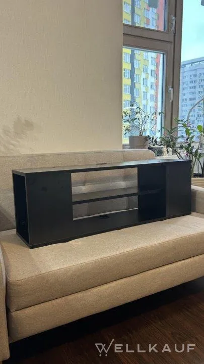 Computertisch und Schrank