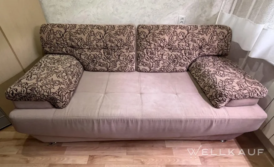 Ausklappbares Sofa