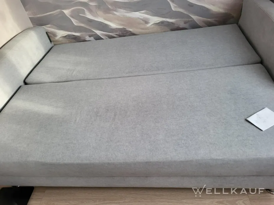 Ausklappbares Sofa
