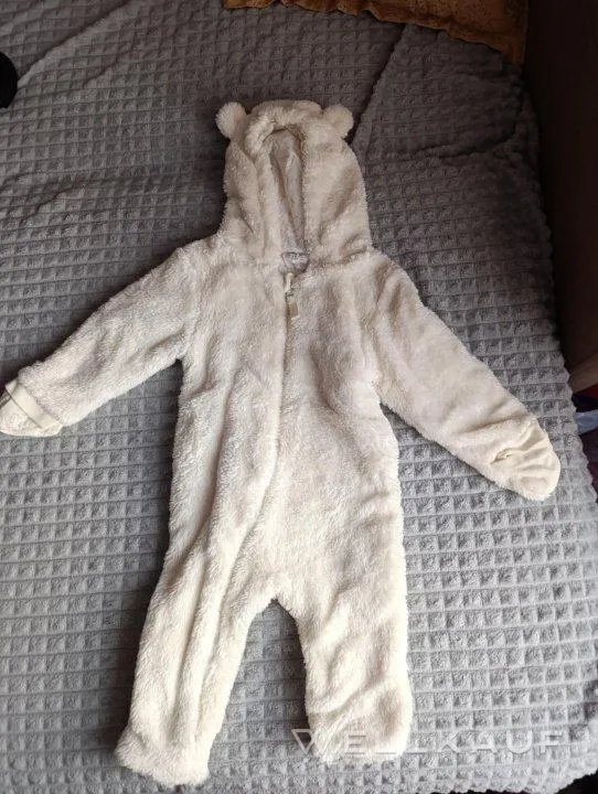 Kostenlose warme Kleidung