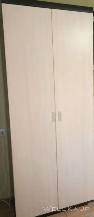 Kleiderschrank