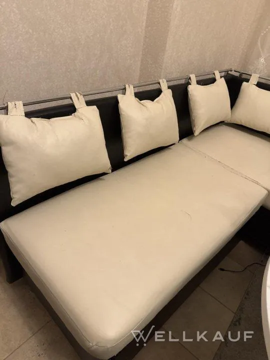 Sofa in gutem Zustand